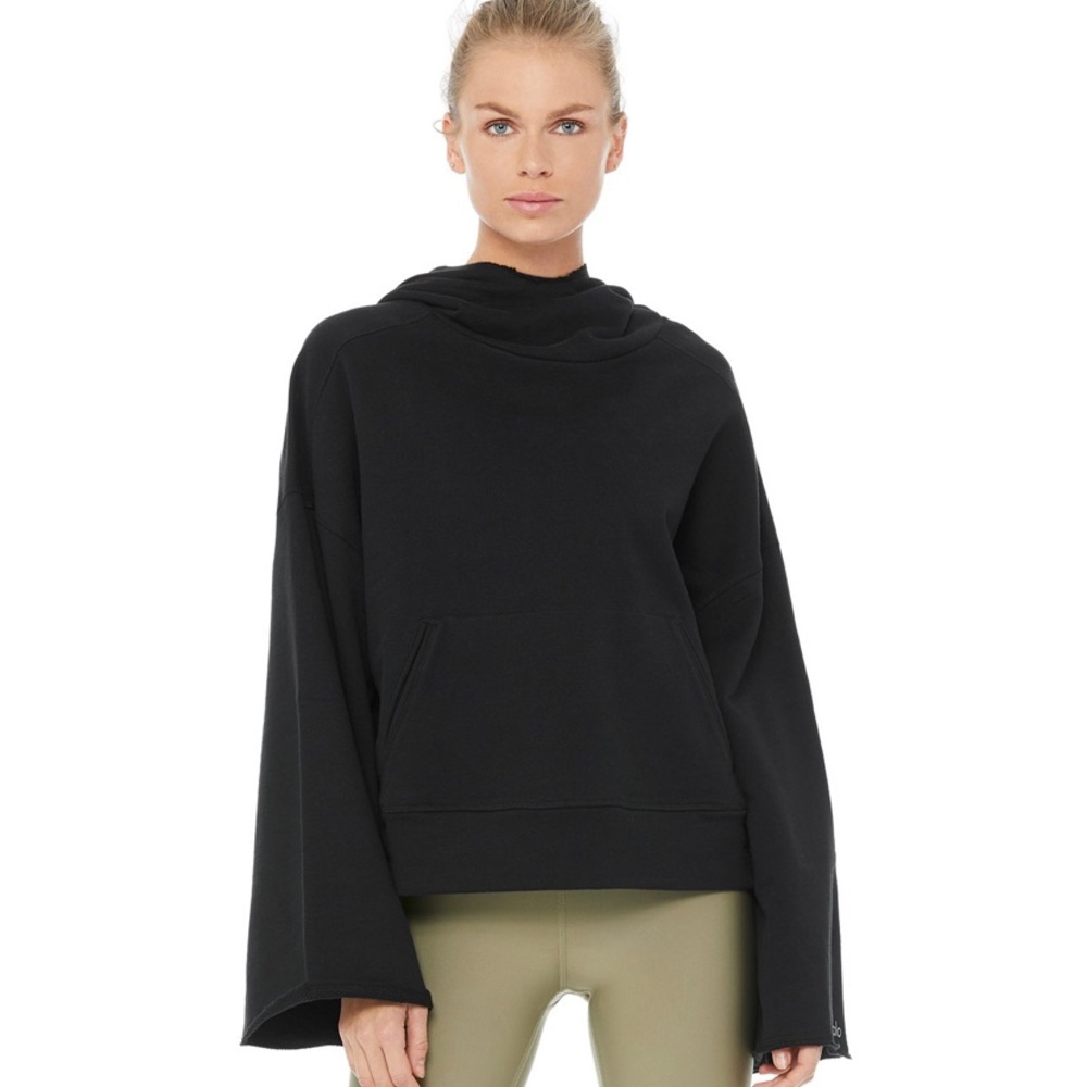 ALO YOGA *new with tags* Low Key Hoodie
